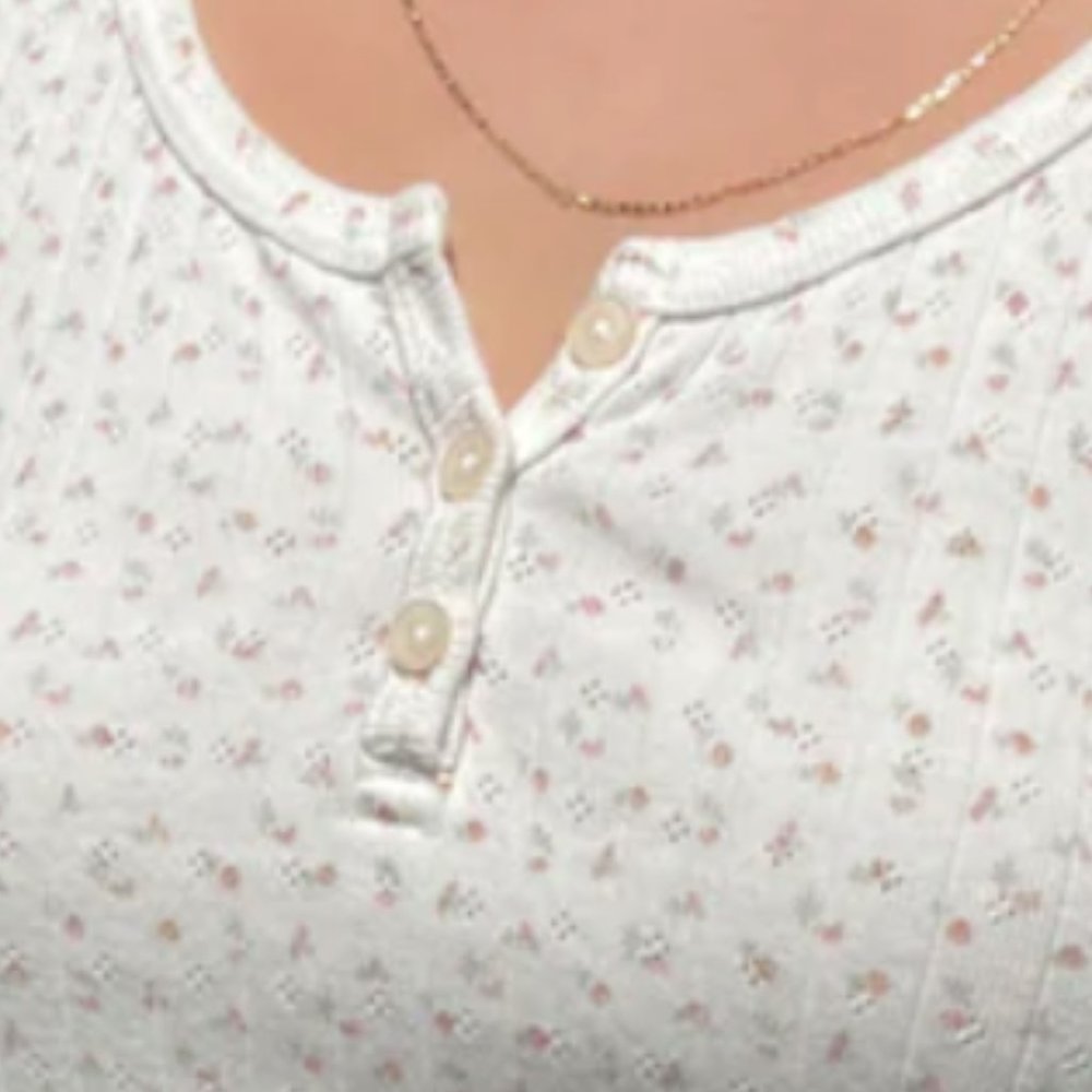Zelly Floral Eyelet Top - Picture 3 of 6